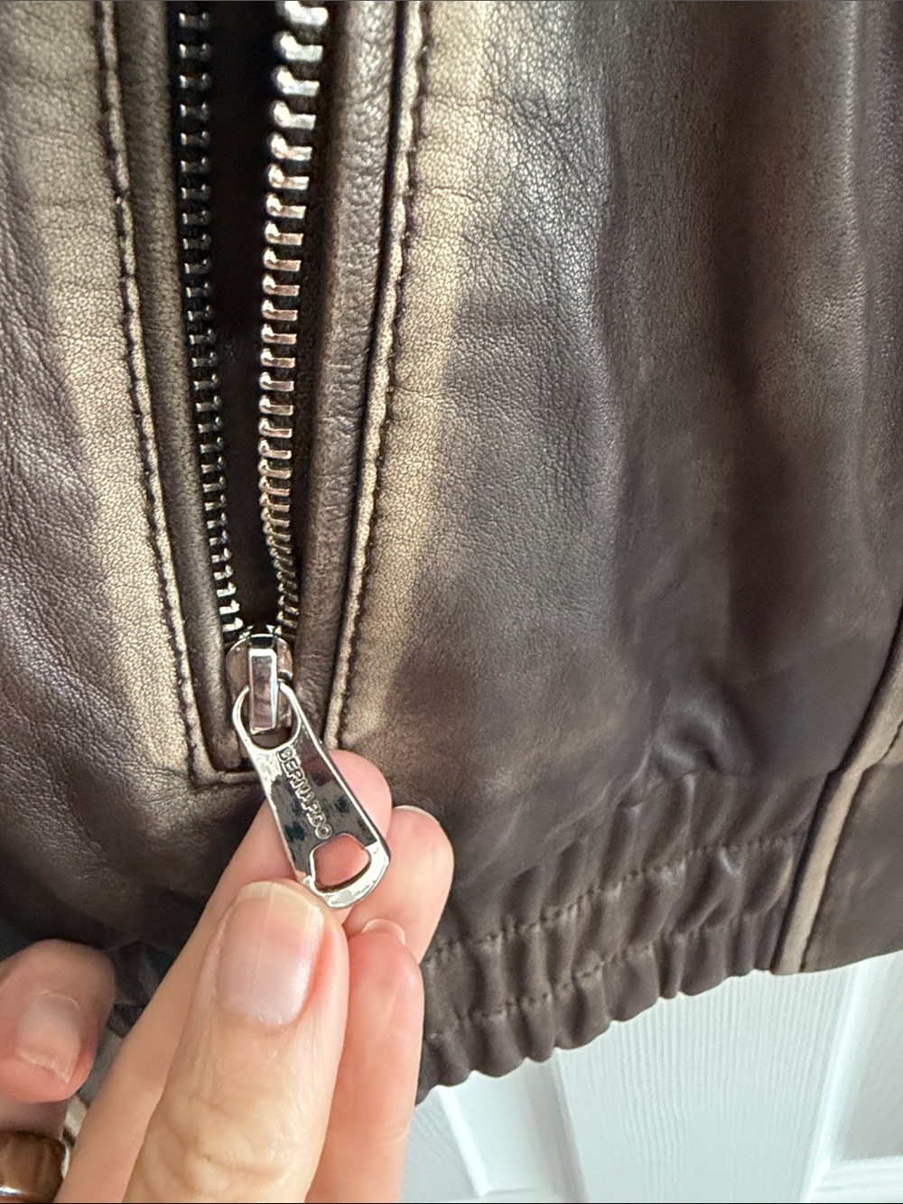 Bernardo Aviator Classic Brown Taupe Leather Zip-Front Jacket - Picture 9 of 10
